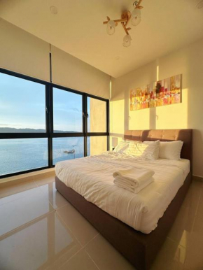 Sunset Seaview Studio Apartment at Kota Kinabalu City Centre